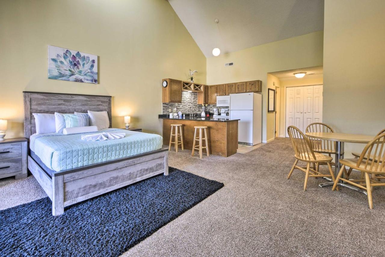 Sunny Studio With Pool - 4 Mi To Cherry Grove Beach! Little River Ngoại thất bức ảnh